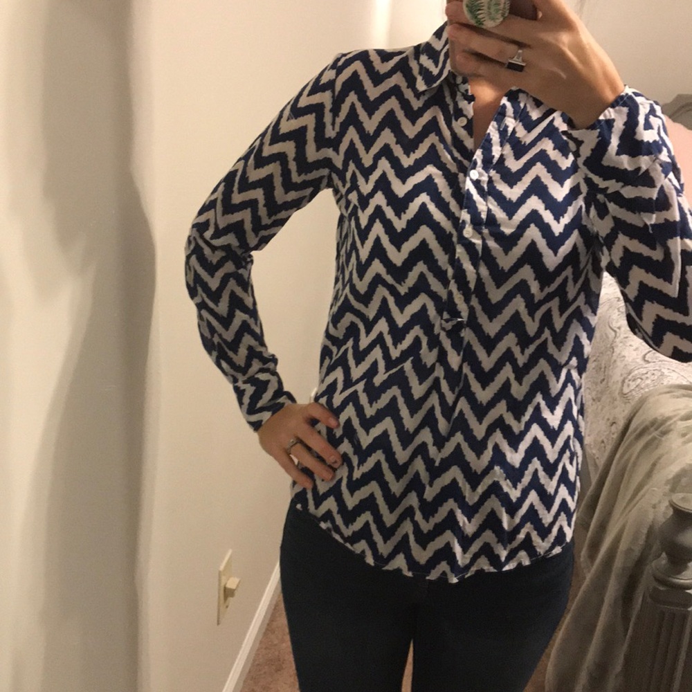Women’s Button up blue and white blouse